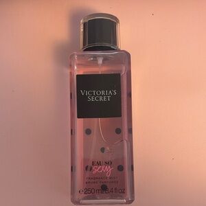 Victoria's Secret Eau So Sexy Pink Fragrance Mist
